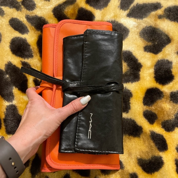 Sephora Makeup brushes & 2 cases 💋 - Picture 7 of 7